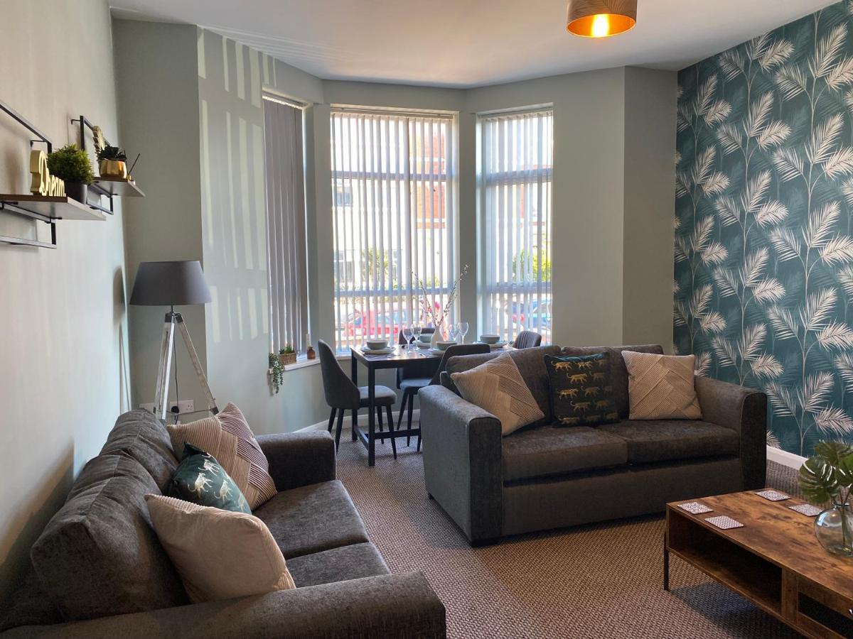 Blackpool Sleepover Apartment 1 Free Parking Sleeps 6 Εξωτερικό φωτογραφία
