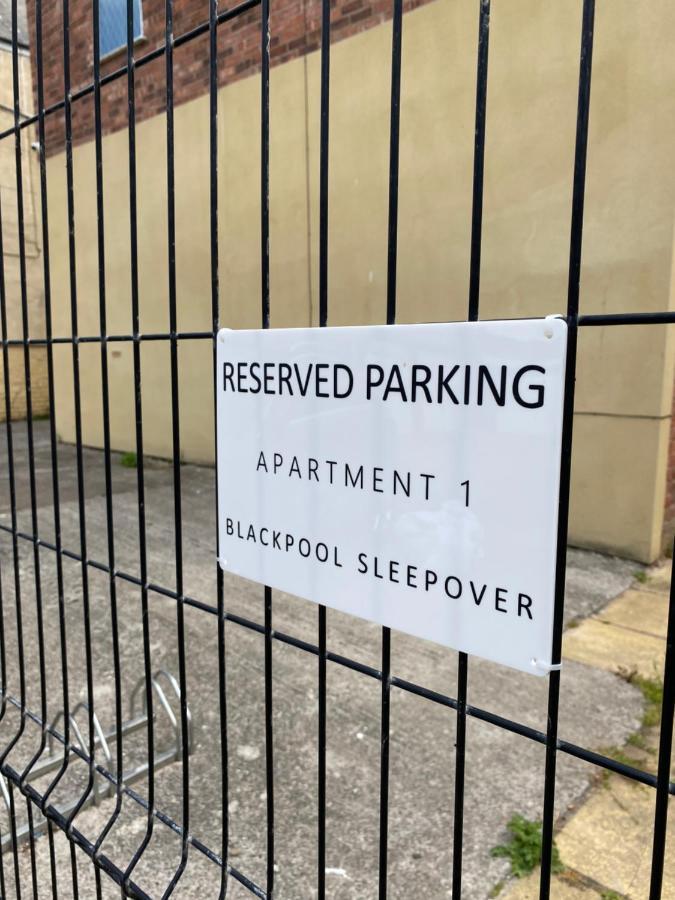 Blackpool Sleepover Apartment 1 Free Parking Sleeps 6 Εξωτερικό φωτογραφία