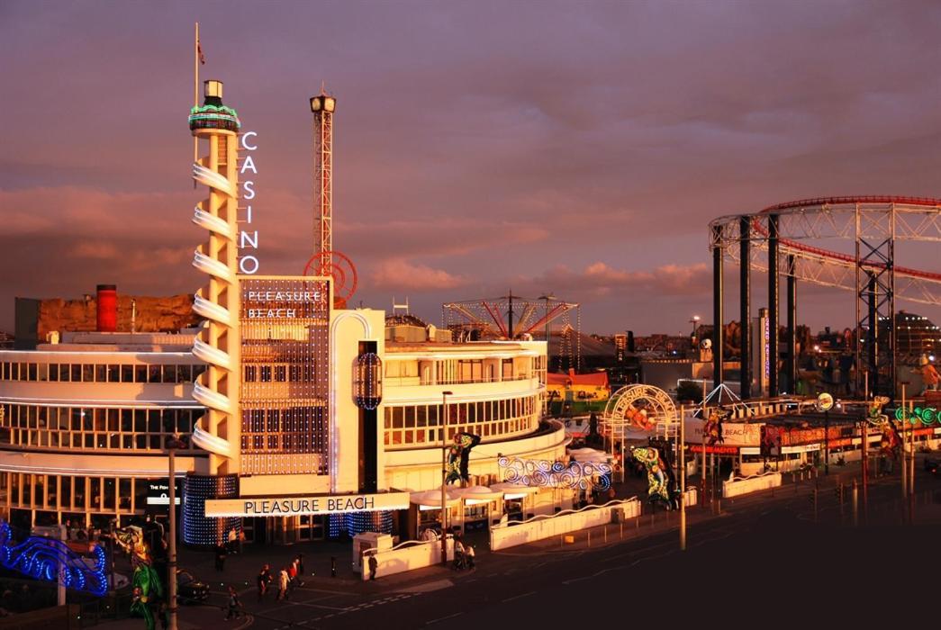 Blackpool Sleepover Apartment 1 Free Parking Sleeps 6 Εξωτερικό φωτογραφία